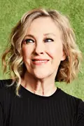 Porträtt av Catherine O'Hara