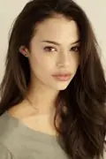 Porträtt av Chloe Bridges